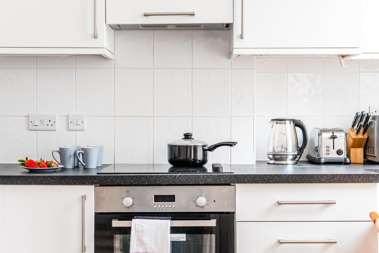 Charming 1 Bed Apartment Near Museum Londen Buitenkant foto